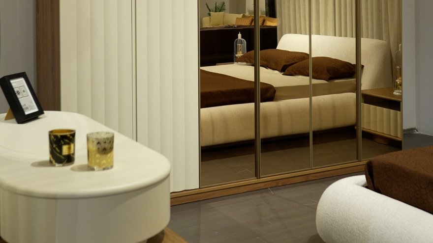 Votus Bedroom