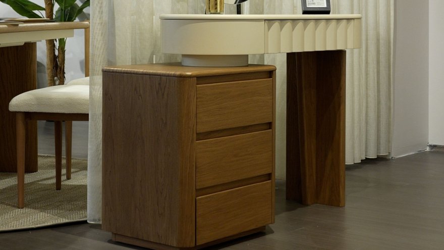 Votus Bedroom